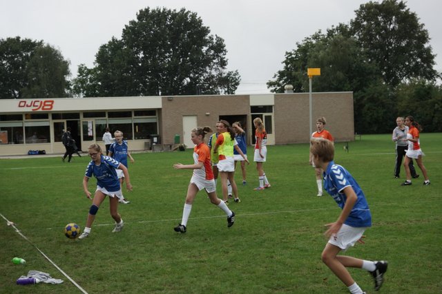 Korfbal C2  14 september-019.JPG